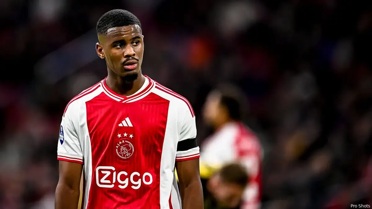Top 5 left-backs under 23