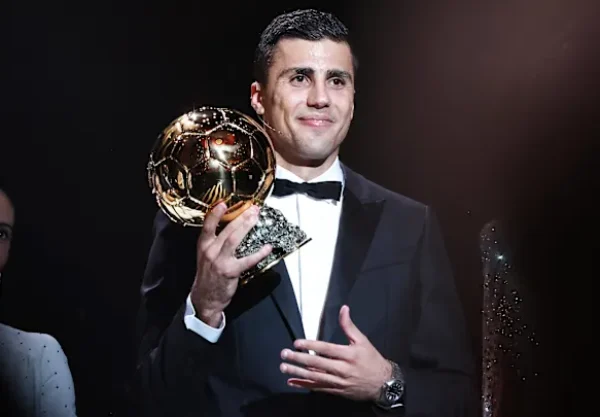 Defensive midfielder